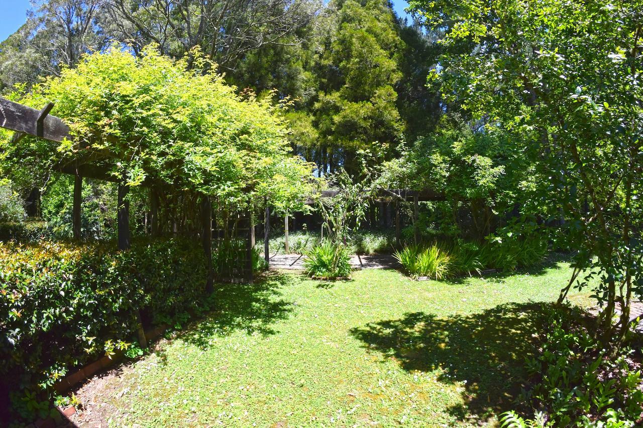 Вилла Tepopo Gardens Rural Retreat Стратфорд Экстерьер фото